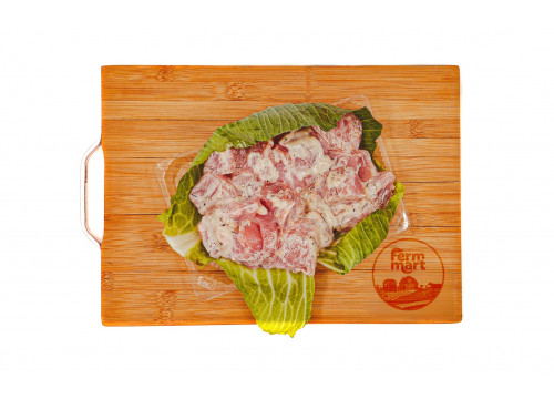 Заказать «Шашлык из филе грудки индейки в чесночном маринаде» за 890 руб. 1000 г. в Москве