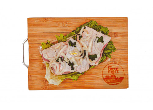 Заказать «Шашлык из куриных бедер классический» за 590 руб. 1000 г. в Москве